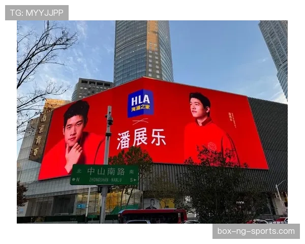 潘展乐家的冰箱里只放蛋白粉和冰块